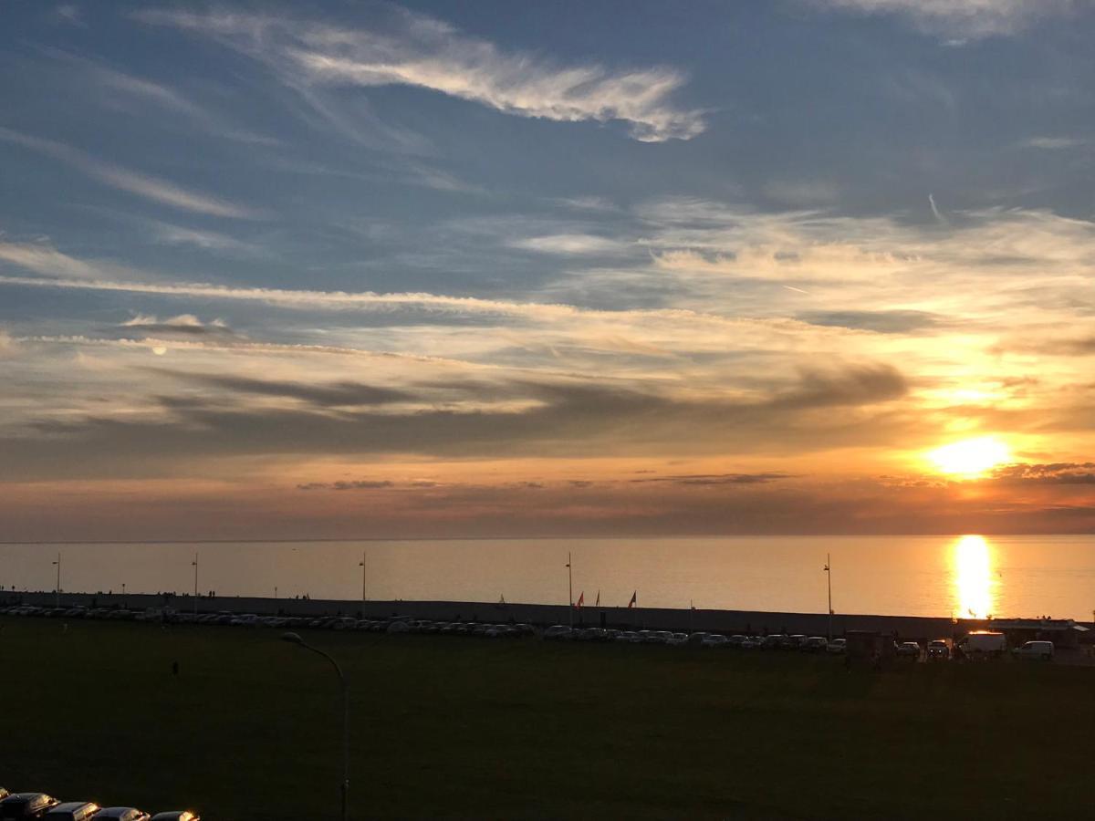 Sunset Dieppe Extérieur photo